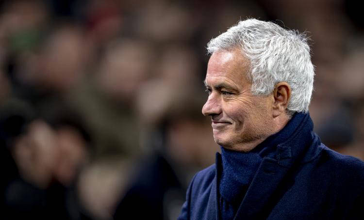 穆里尼奥：质疑我不合理，上一次意甲与葡超球队夺欧冠时主教练就是我